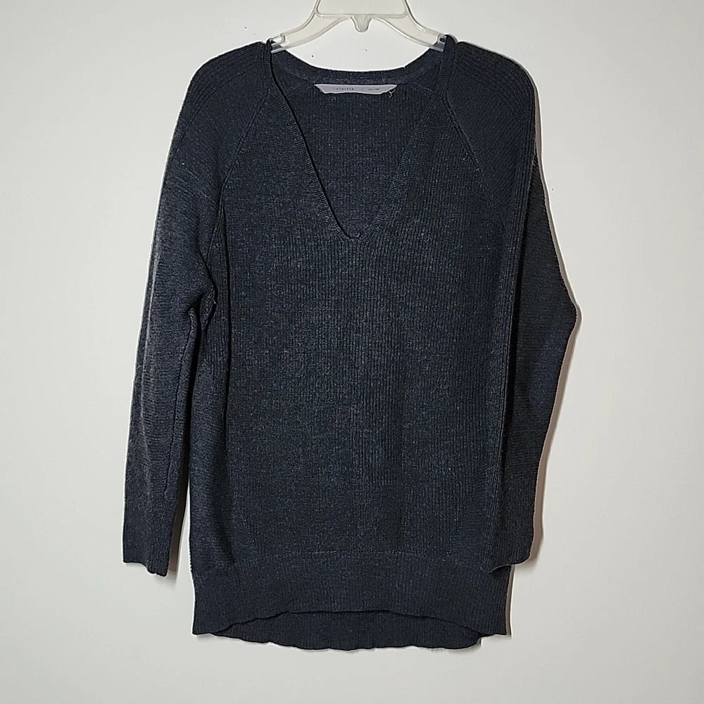 Athleta Merino Wool Deep V Casual Knit Sweater Layering Warm Womens small